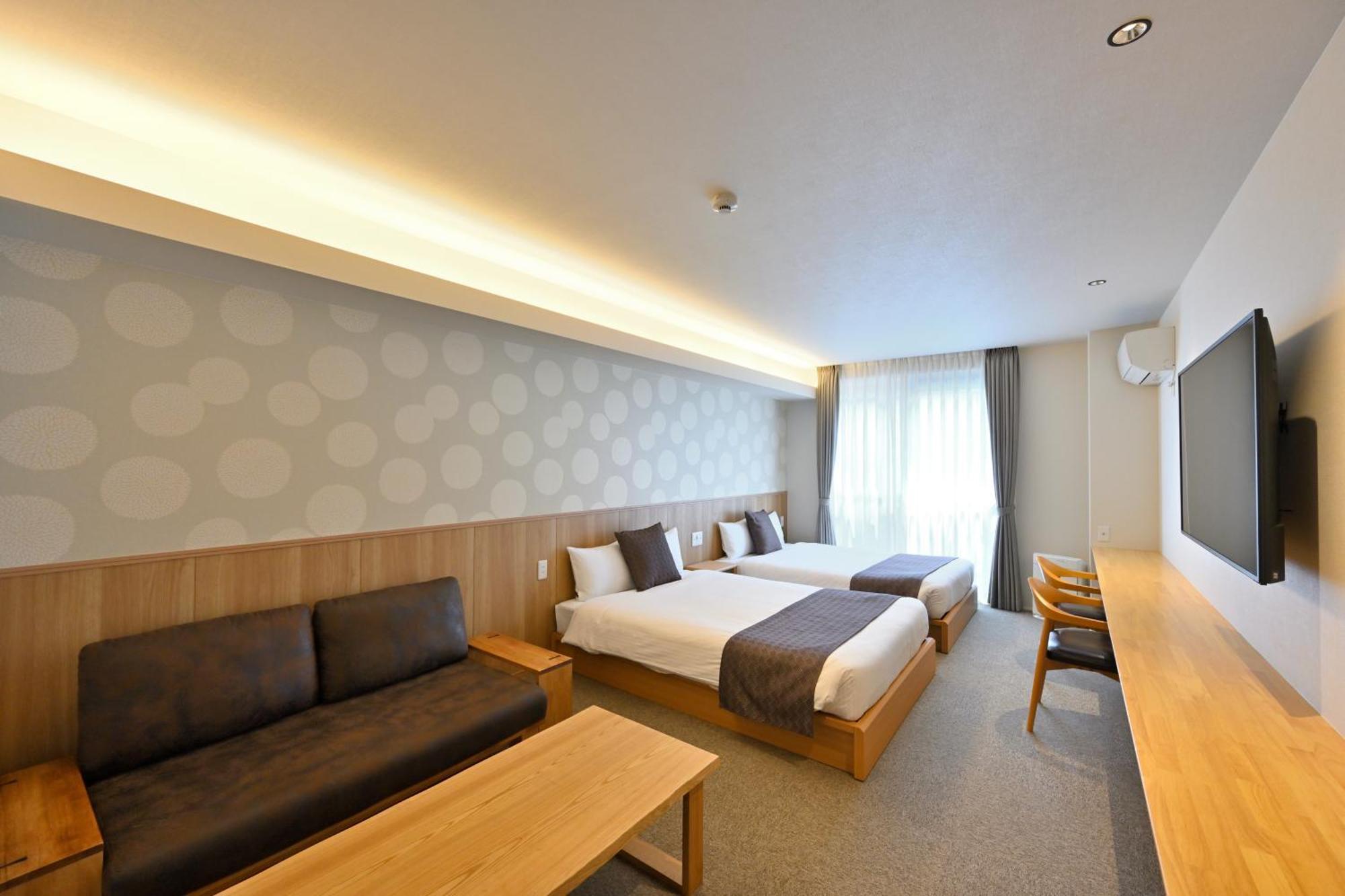 Grand Base Hiroshima Peace Memorial Park Aparthotel Exterior photo