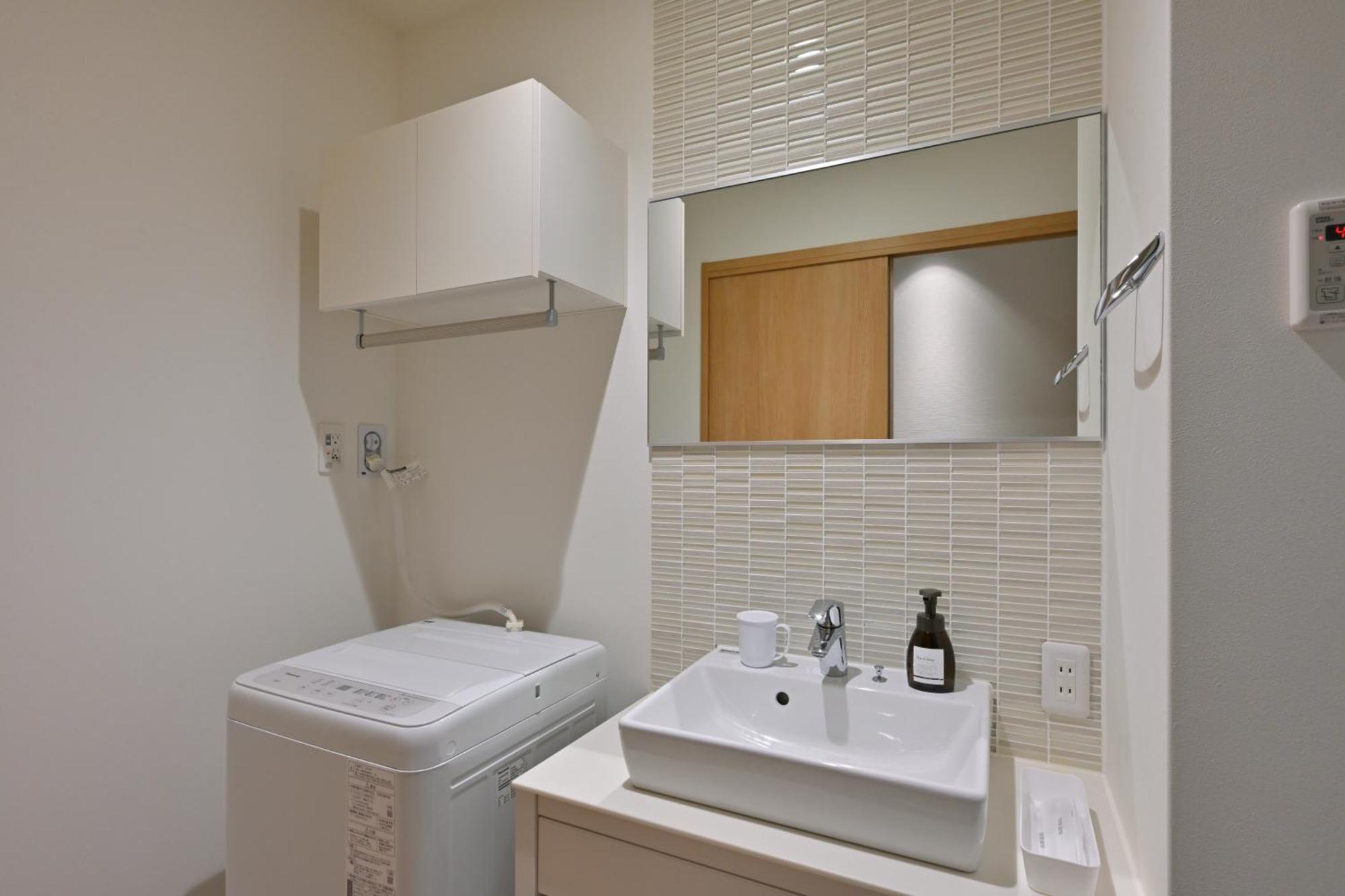 Grand Base Hiroshima Peace Memorial Park Aparthotel Room photo