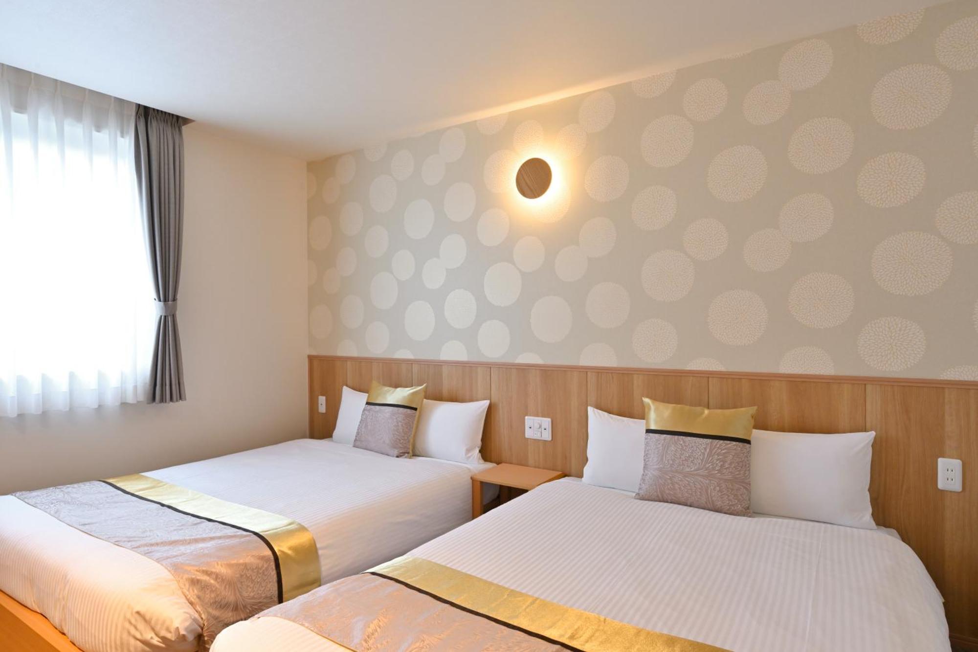 Grand Base Hiroshima Peace Memorial Park Aparthotel Room photo