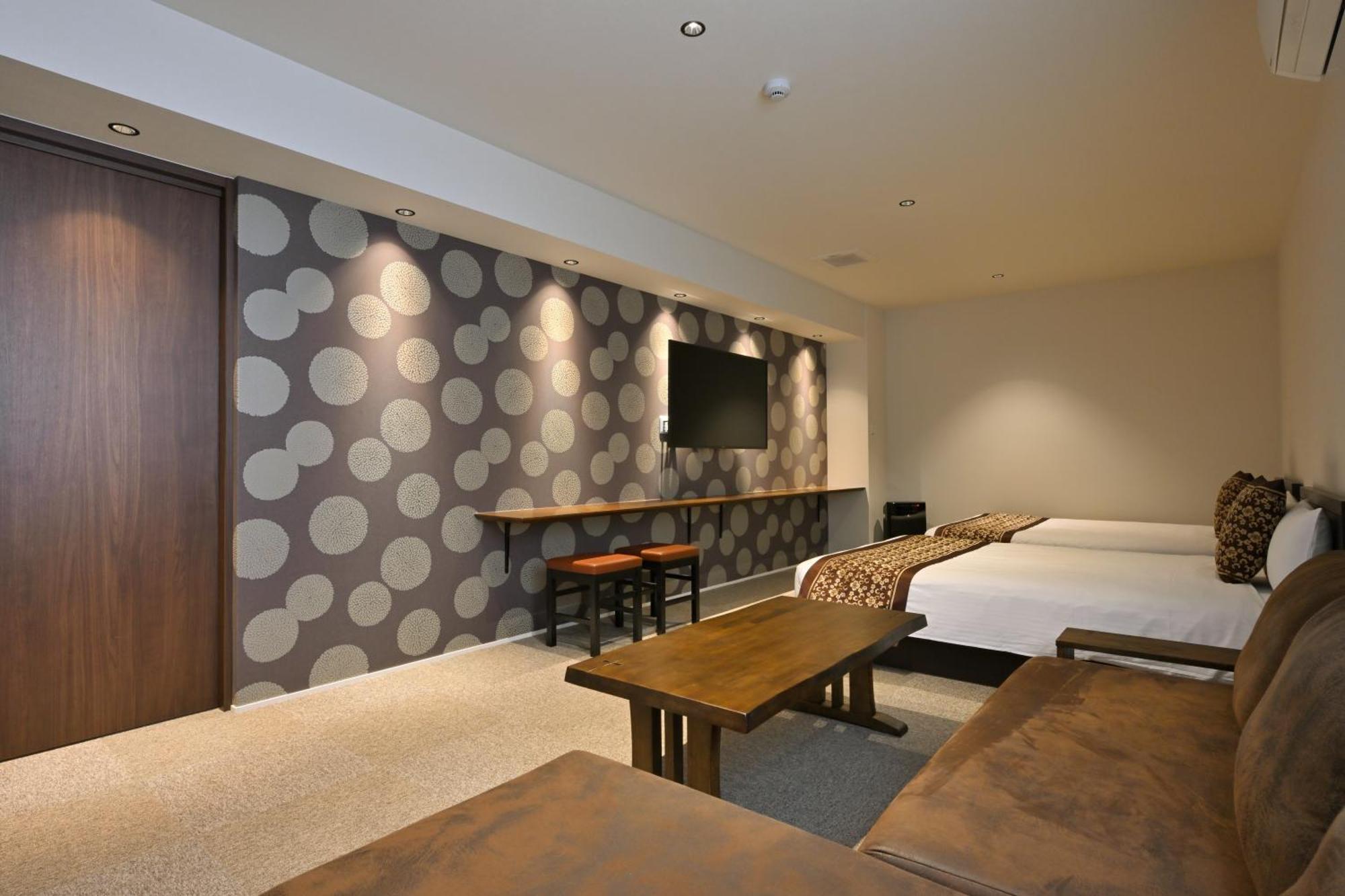Grand Base Hiroshima Peace Memorial Park Aparthotel Exterior photo